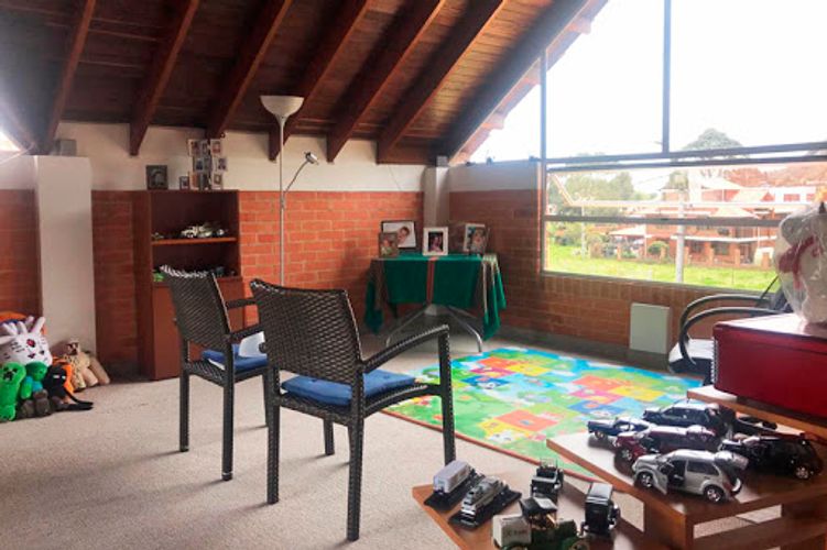 Casa de 3 alcobas en venta en Pueblo Viejo, Cota, 237 m² · foto 16 de 20