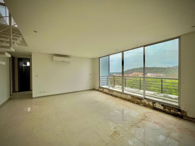 Apartamento de 4 alcobas en venta en Julio Campos Gonzalez, Girardot, 126 m² · foto 3 de 24