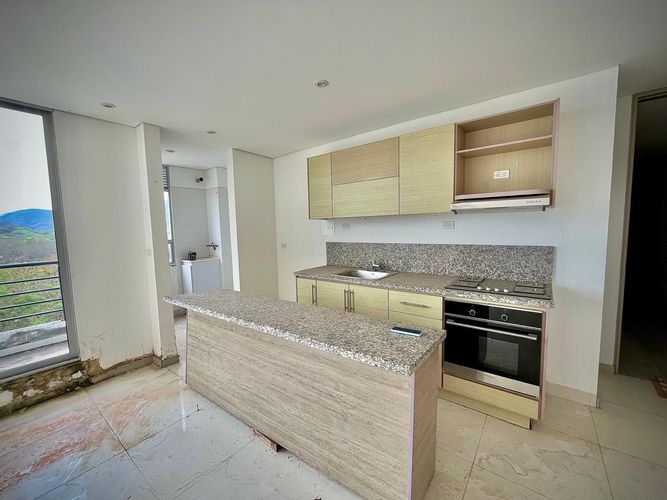 Apartamento de 4 alcobas en venta en Julio Campos Gonzalez, Girardot, 126 m² · foto 8 de 24