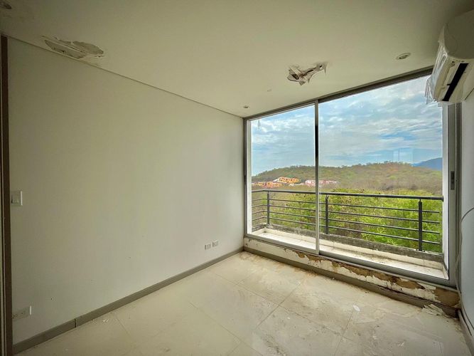 Apartamento de 4 alcobas en venta en Julio Campos Gonzalez, Girardot, 126 m² · foto 12 de 24