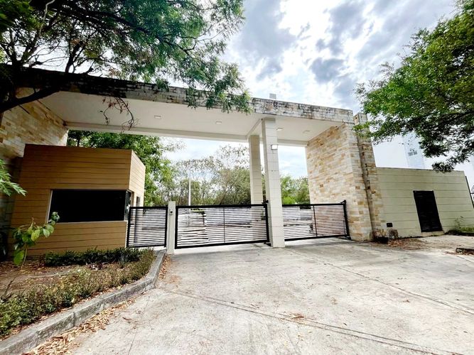 Apartamento de 4 alcobas en venta en Julio Campos Gonzalez, Girardot, 126 m² · foto 13 de 24