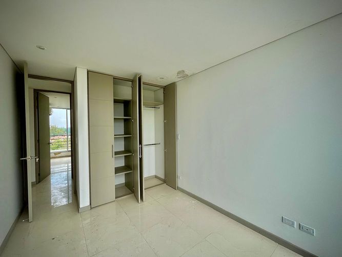 Apartamento de 4 alcobas en venta en Julio Campos Gonzalez, Girardot, 126 m² · foto 14 de 24