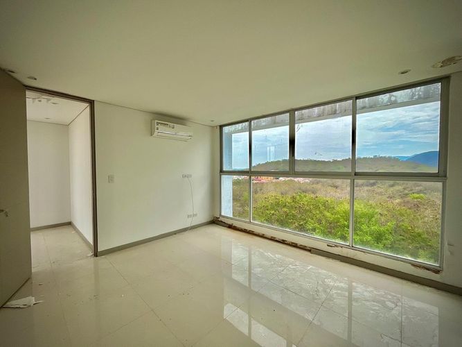 Apartamento de 4 alcobas en venta en Julio Campos Gonzalez, Girardot, 126 m² · foto 23 de 24