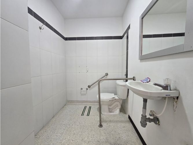 Local en arriendo en Fundadores, Armenia, 105 m² · foto 17 de 18