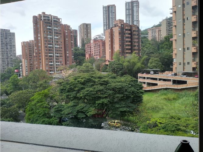 Oficina en venta en Manila, Medellín, 101 m² · foto 9 de 10