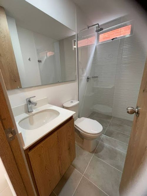 Apartamento de 3 alcobas en arriendo en San German, Medellín, 82 m² · foto 11 de 15