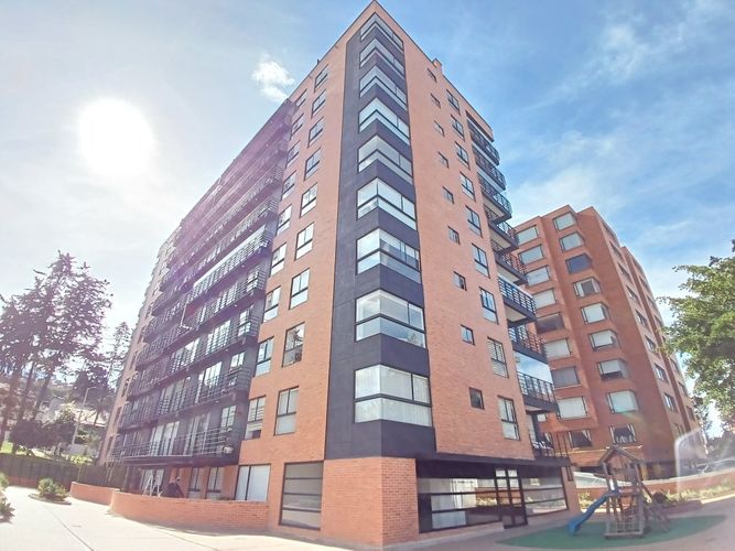 Apartamento en venta en Cerros De Suba, Bogotá · foto 3 de 24