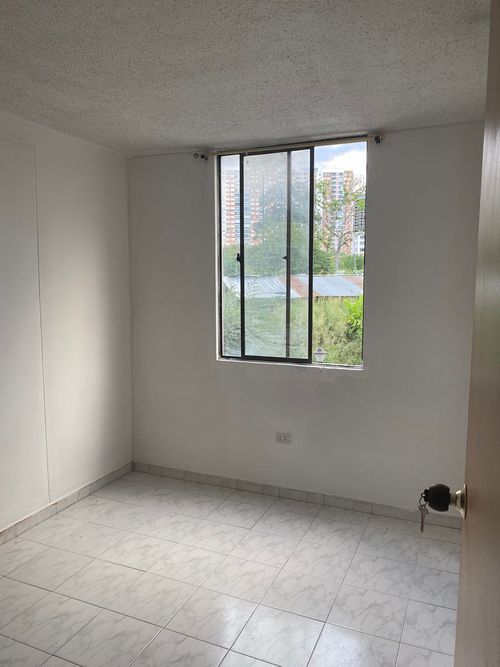 Apartamento en venta en Cañaveral, Floridablanca · foto 2 de 21