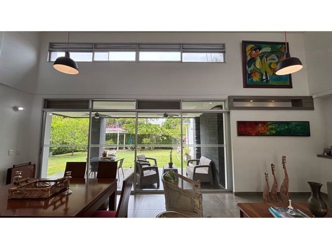 Casa de 3 alcobas en venta en Alfaguara, Jamundí, 268 m² · foto 10 de 24