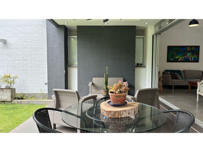 Casa de 3 alcobas en venta en Alfaguara, Jamundí, 268 m² · foto 13 de 24