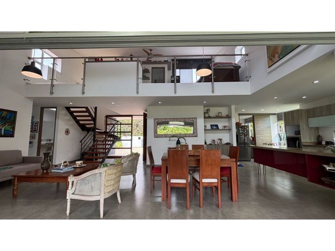 Casa de 3 alcobas en venta en Alfaguara, Jamundí, 268 m² · foto 7 de 24