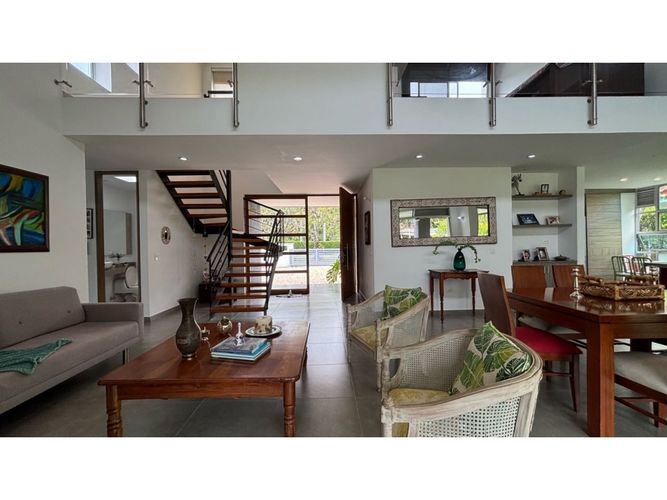 Casa de 3 alcobas en venta en Alfaguara, Jamundí, 268 m² · foto 4 de 24