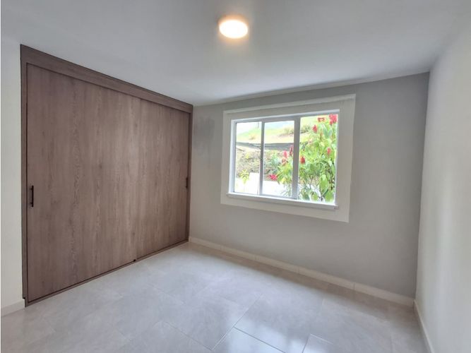 Finca en arriendo en San Jose, Guarne, 10000 m² · foto 3 de 21