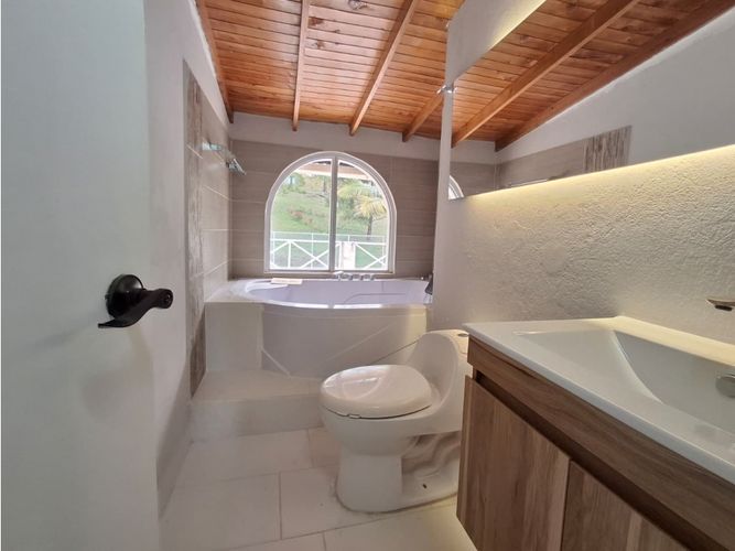 Finca en arriendo en San Jose, Guarne, 10000 m² · foto 13 de 21