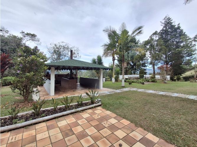 Finca en arriendo en San Jose, Guarne, 10000 m² · foto 17 de 21