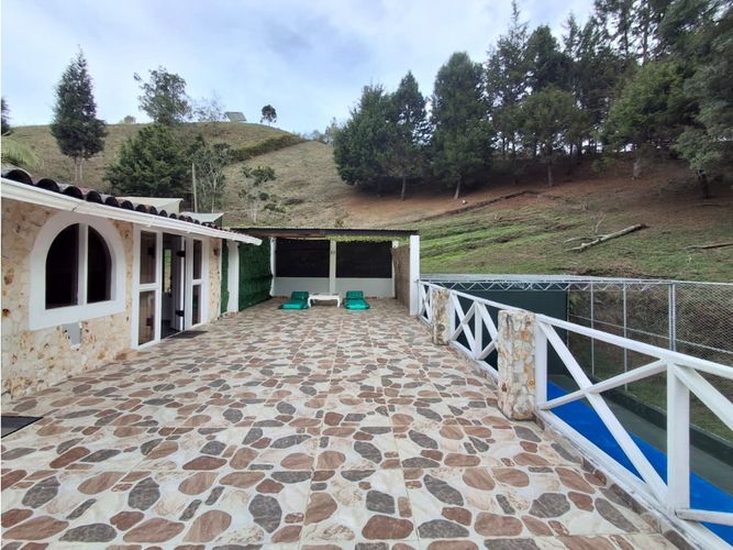 Finca en arriendo en San Jose, Guarne, 10000 m² · foto 19 de 21
