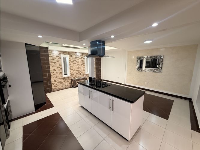 Casa de 4 alcobas en venta en Ub. Alcala Real, Tunja, 157 m² · foto 11 de 24