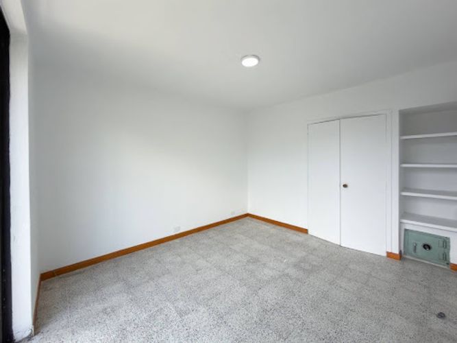 Apartamento de 3 alcobas en venta en Estadio, Medellín, 129 m² · foto 9 de 24