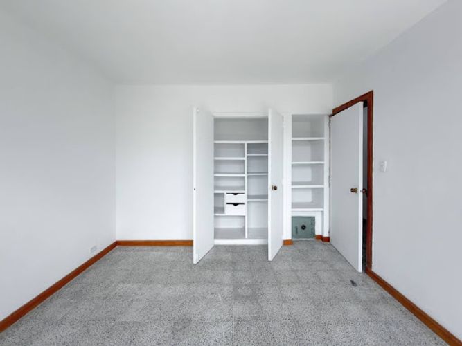 Apartamento de 3 alcobas en venta en Estadio, Medellín, 129 m² · foto 10 de 24