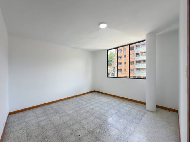 Apartamento de 3 alcobas en venta en Estadio, Medellín, 129 m² · foto 12 de 24