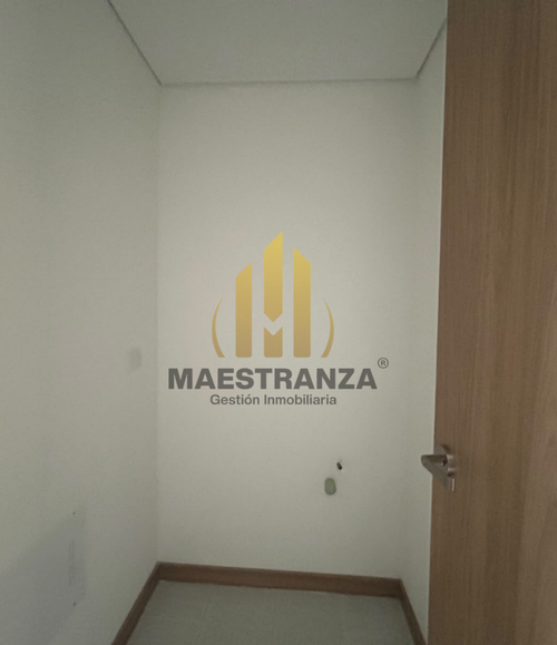 Consultorio en arriendo en Lorena, Medellín, 29 m² · foto 8 de 9