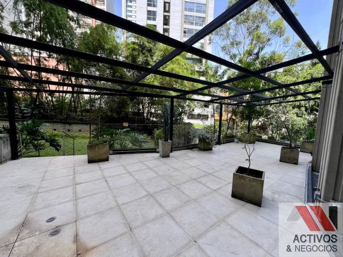 Local en arriendo en Santa María De Los Ángeles, Medellín, 138 m² · foto 8 de 12