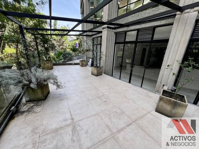 Local en arriendo en Santa María De Los Ángeles, Medellín, 138 m² · foto 11 de 12