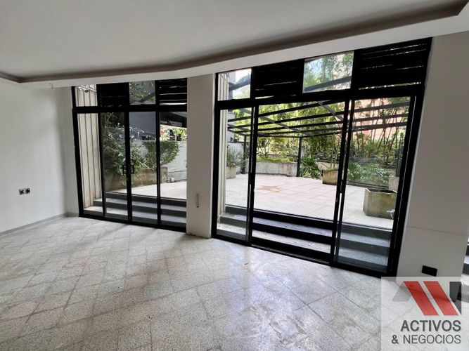 Local en arriendo en Santa María De Los Ángeles, Medellín, 138 m² · foto 12 de 12