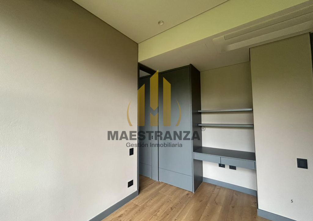 Apartamento en venta en El Poblado, Medellín · foto 3 de 15