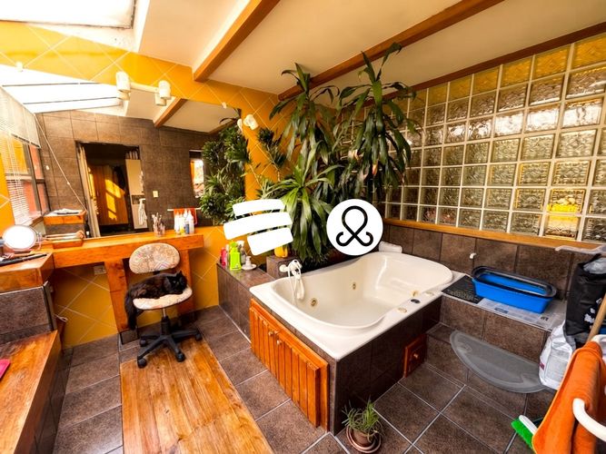 Casa de 6 alcobas en venta en Yerbabuena, Chía, 2000 m² · foto 9 de 23