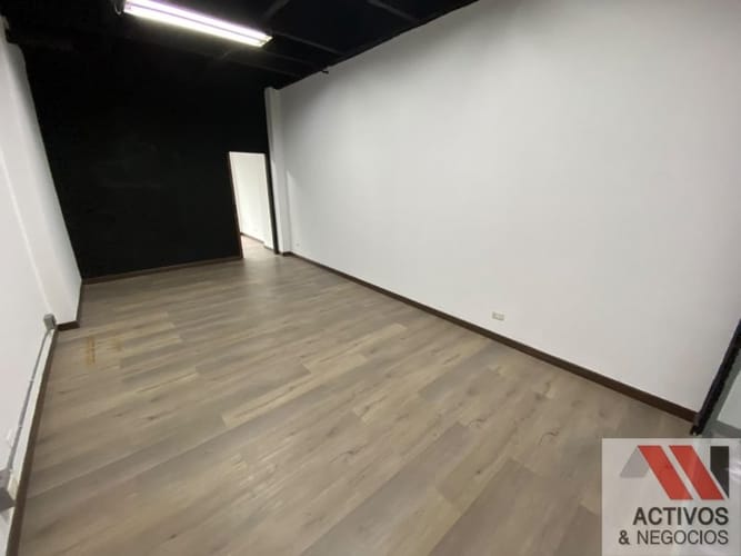 Oficina en arriendo en La Florida, Medellín, 35 m² · foto 3 de 4