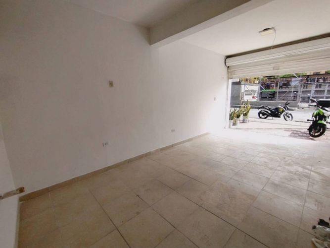 Local en arriendo en Belén, Medellín, 30 m² · foto 5 de 8