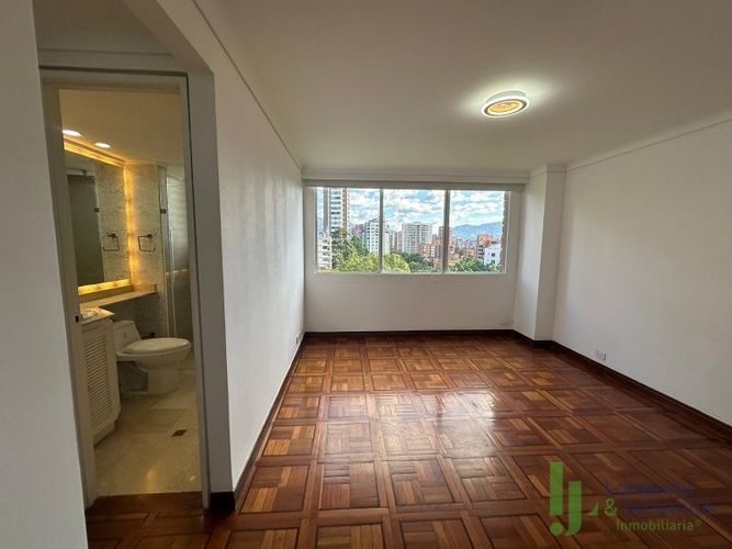 Apartamento de 3 alcobas en arriendo en Los Parra, Medellín, 150 m² · foto 5 de 20