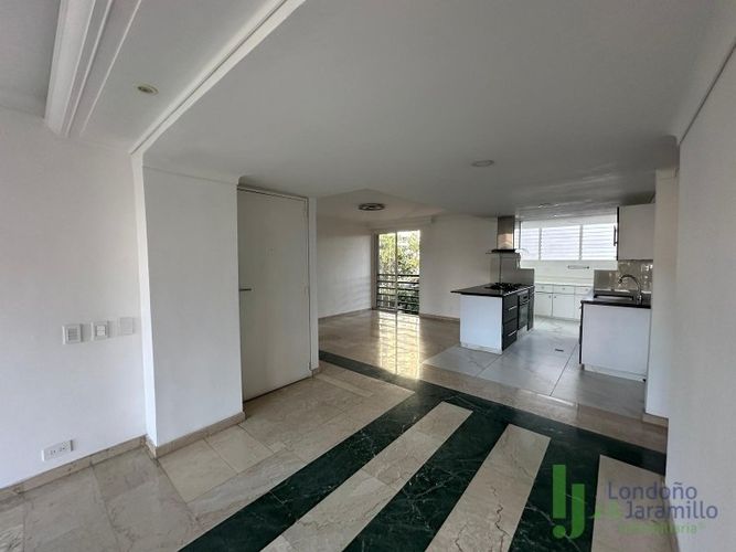 Apartamento de 3 alcobas en arriendo en Los Parra, Medellín, 150 m² · foto 15 de 20