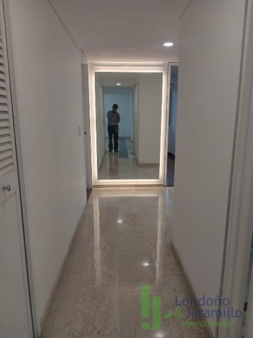 Apartamento de 3 alcobas en arriendo en Los Parra, Medellín, 150 m² · foto 17 de 20