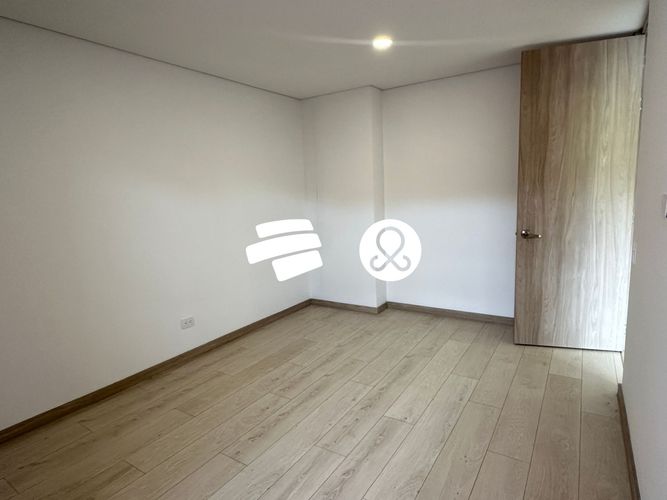 Apartamento de 2 alcobas en venta en Loma De La Doctora, Sabaneta · foto 9 de 24