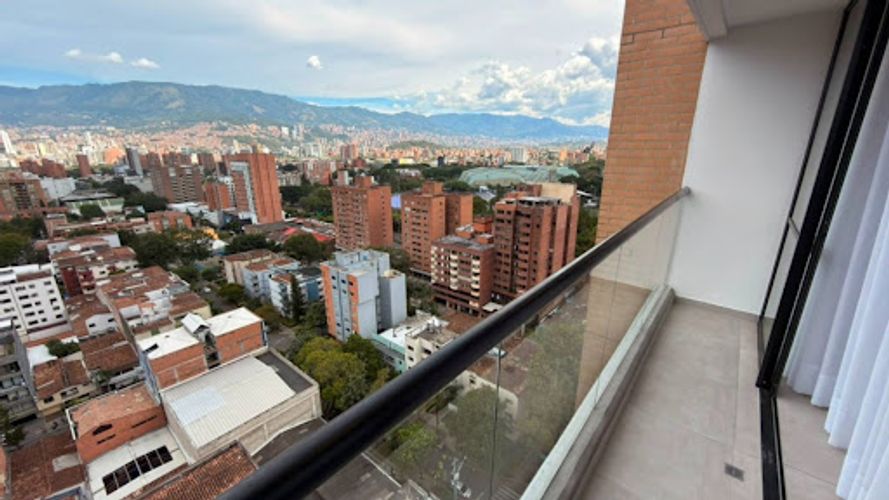 Apartamento de 2 alcobas en arriendo en Estadio, Medellín, 75 m² · foto 2 de 17