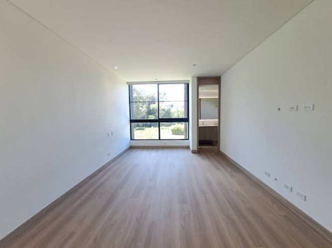 Apartamento de 3 alcobas en arriendo en Llano Grande, Rionegro, 290 m² · foto 14 de 24