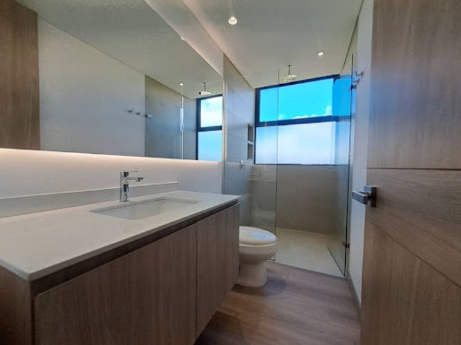 Apartamento de 3 alcobas en arriendo en Llano Grande, Rionegro, 290 m² · foto 20 de 24