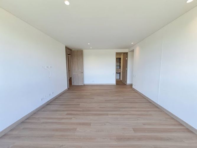 Apartamento de 3 alcobas en arriendo en Llano Grande, Rionegro, 290 m² · foto 23 de 24