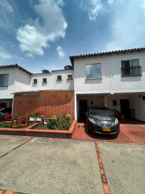 Casa de 3 alcobas en venta en Las Mercedes, Palmira, 95 m² · foto 2 de 23