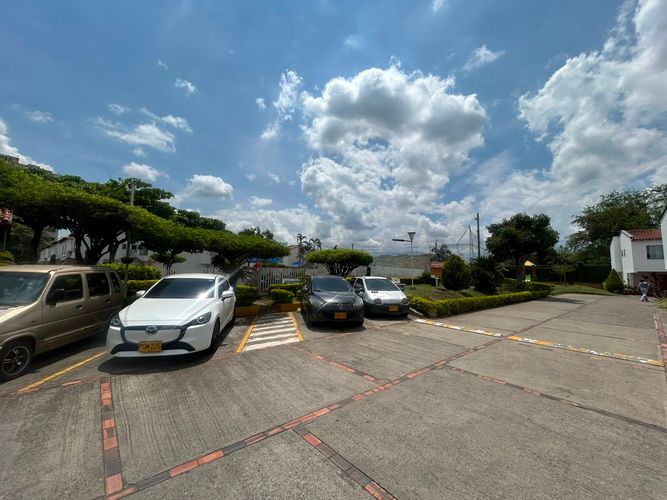 Casa de 3 alcobas en venta en Las Mercedes, Palmira, 95 m² · foto 21 de 23