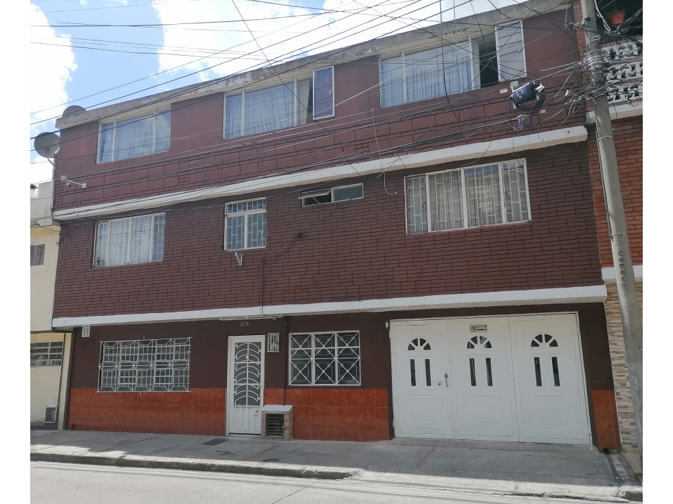 Casa en Venta en Versalles, Bogotá