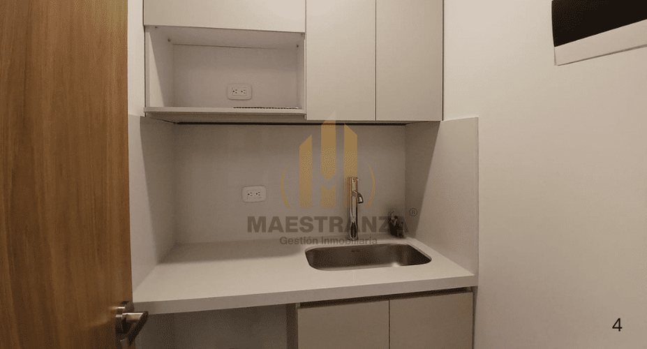 Consultorio en arriendo en Lorena, Medellín, 29 m² · foto 9 de 12