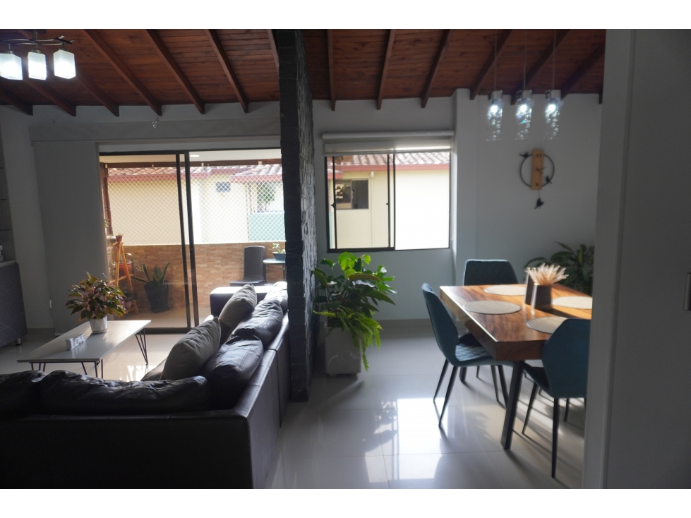 Apartamento en venta en Villa Del Parque, Itagüí · foto 2 de 16