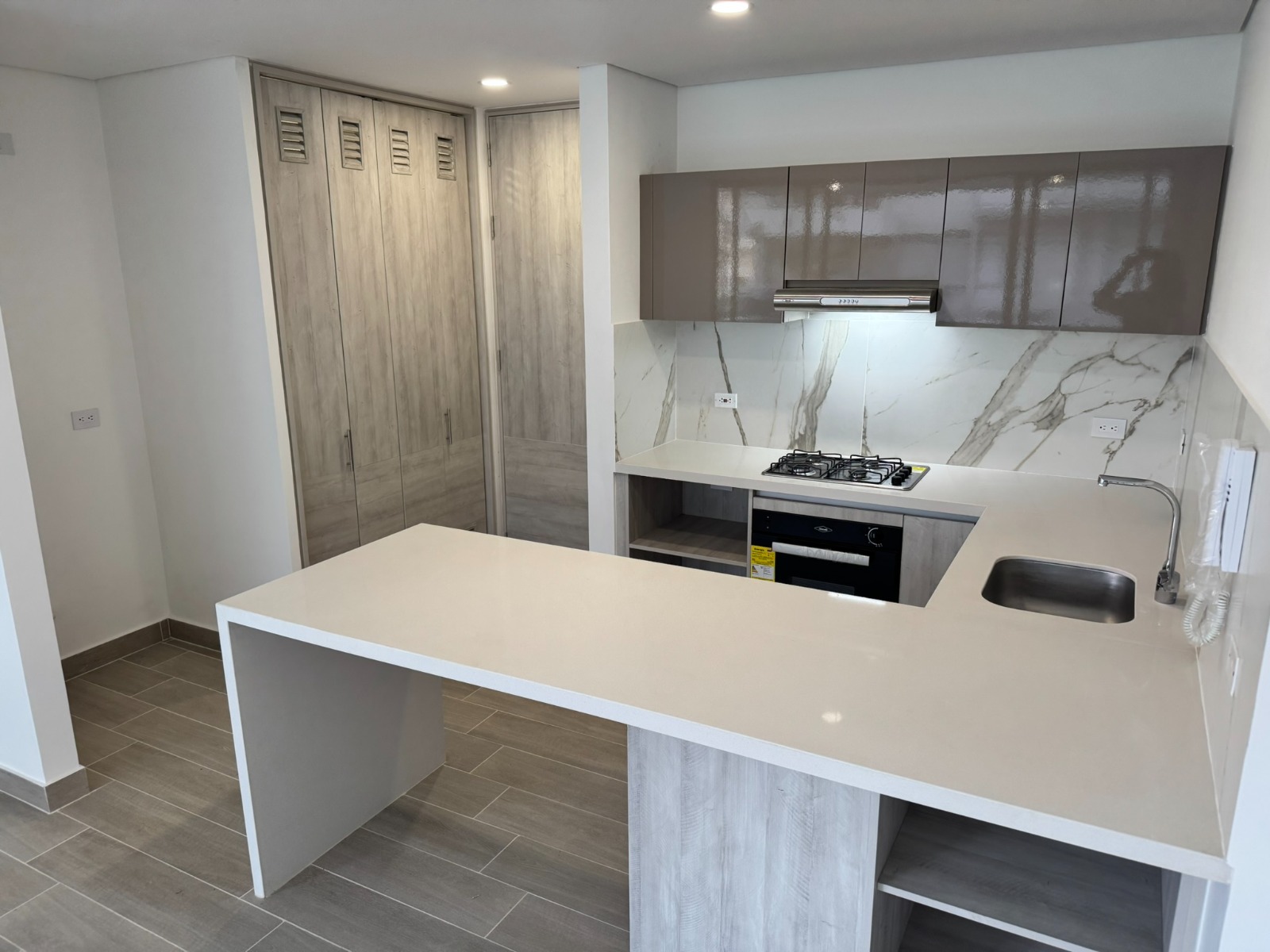 Apartamento en venta en Serena Del Mar, Cartagena · foto 2 de 15