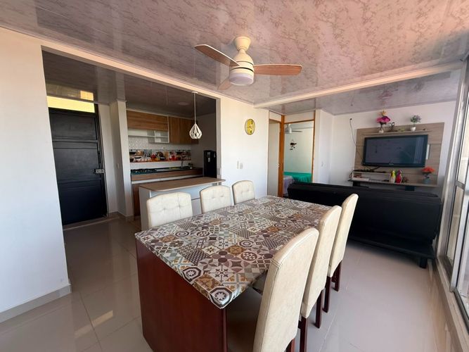 Apartamento de 2 alcobas en arriendo en Las Palmas, Ricaurte, 43 m² · foto 3 de 12