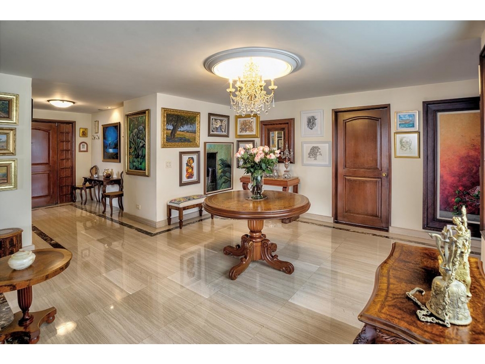 Apartamento en Venta en Santa Barbara, Bogotá