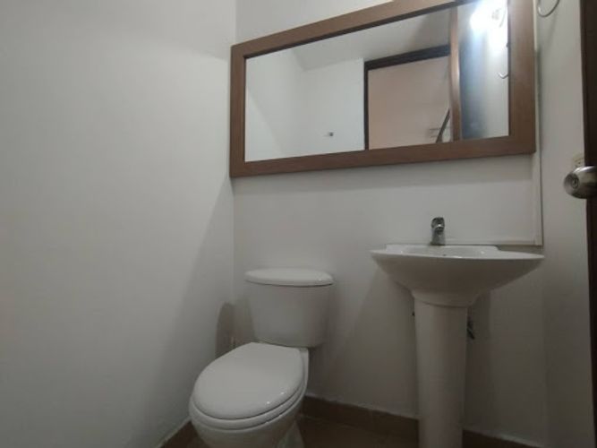 Oficina en arriendo en Villa Carlota, Medellín, 55 m² · foto 3 de 18