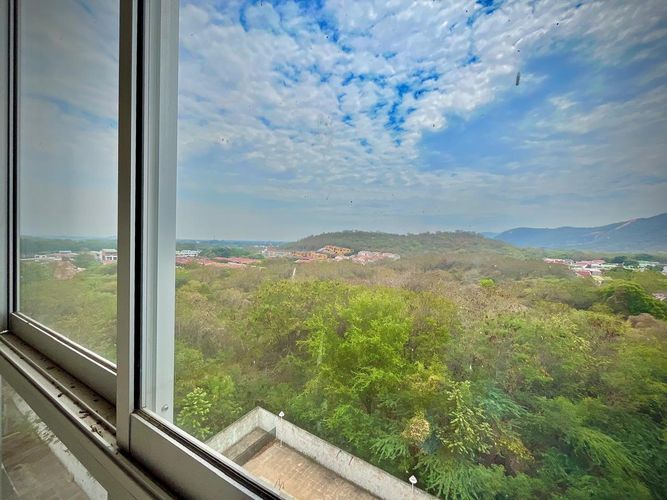 Apartamento de 3 alcobas en venta en Julio Campos Gonzalez, Girardot, 96 m² · foto 5 de 24